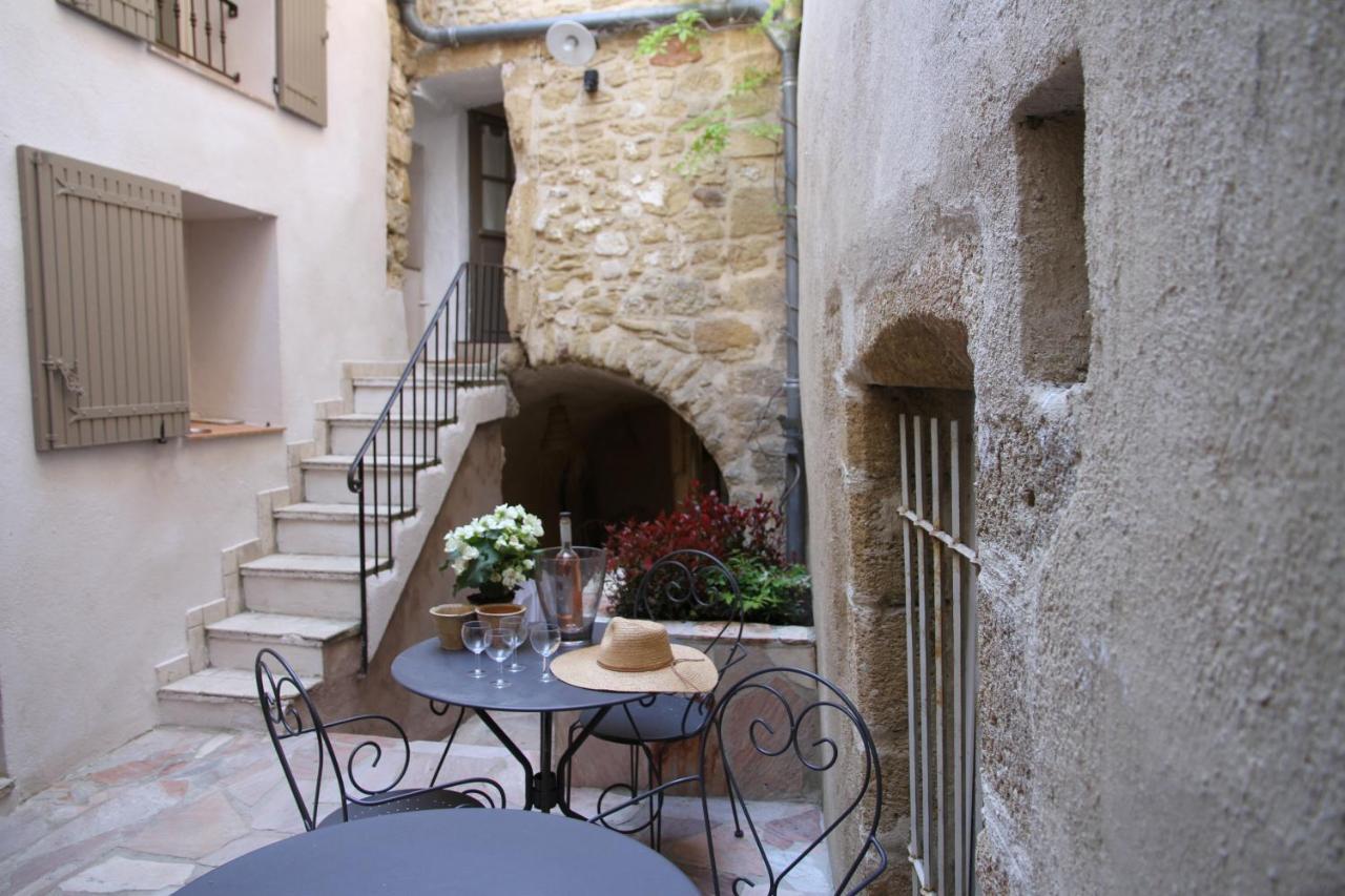 Le Passage Apartamento Lourmarin Exterior foto
